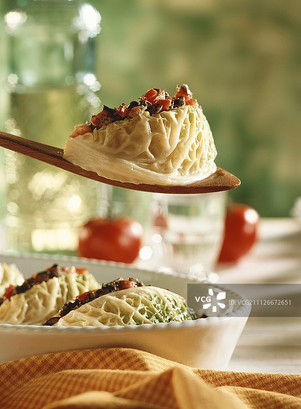 烤皱叶甘蓝图片素材