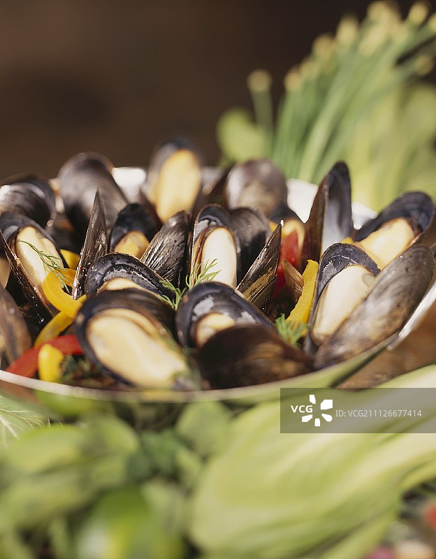 碗装胡椒条蒸贻贝图片素材