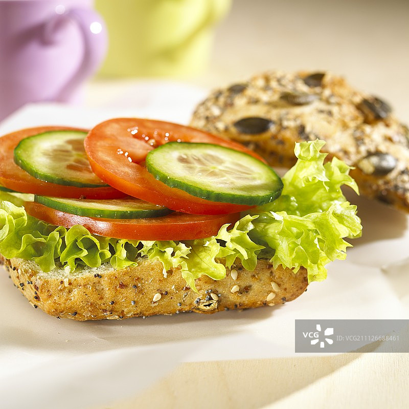 蔬菜番茄黄瓜汉堡图片素材