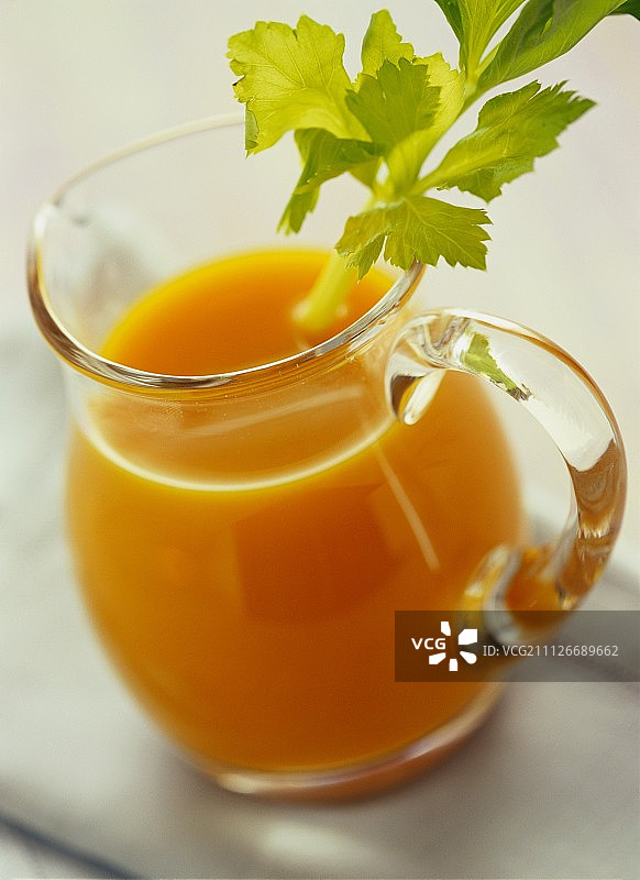 芹菜胡萝卜汁图片素材