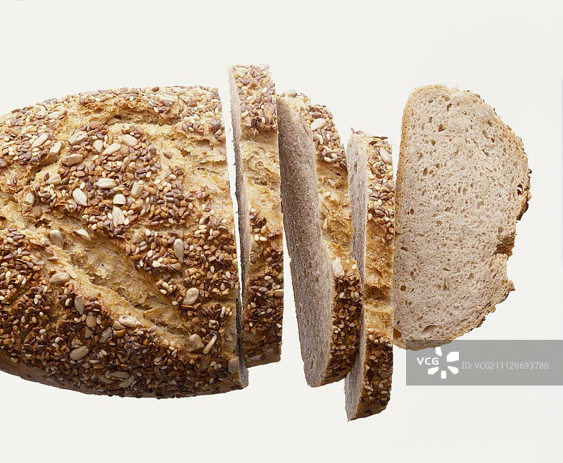切片的全麦面包图片素材