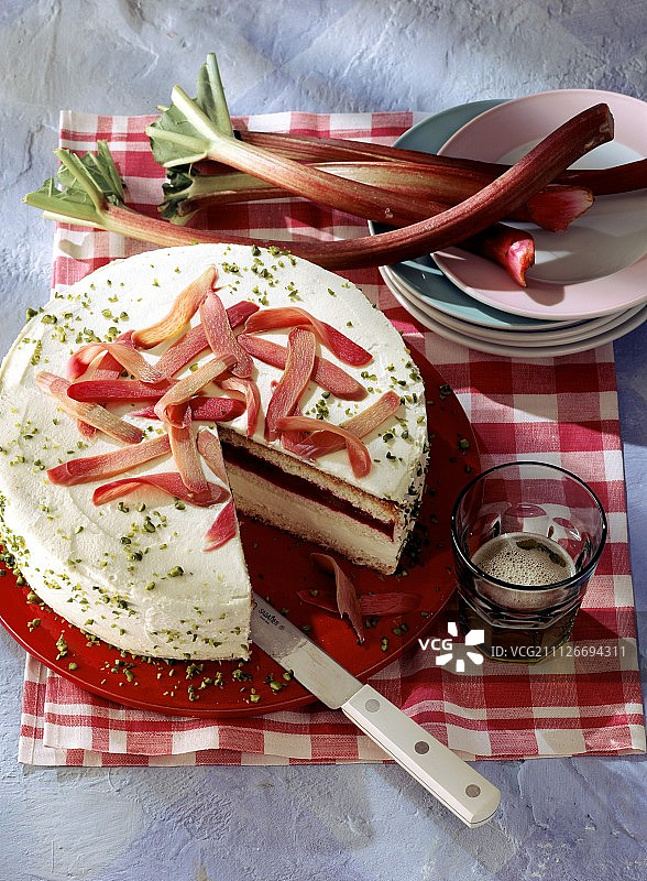 大黄巧克力蛋糕图片素材