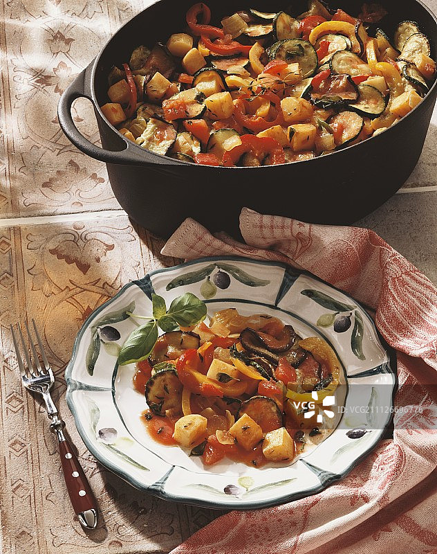 土豆蔬菜杂烩图片素材