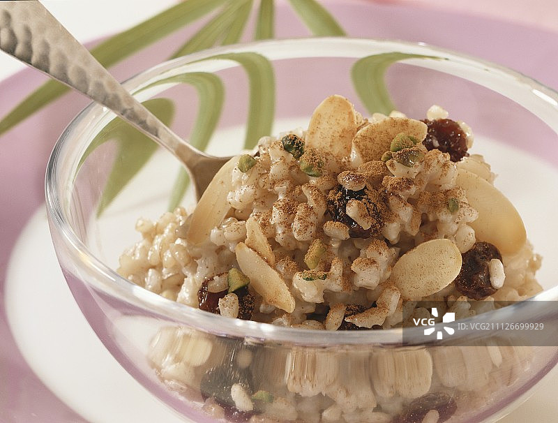 椰奶布丁图片素材