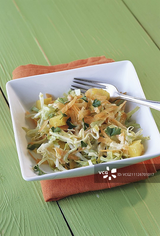 菠萝凉拌卷心菜图片素材