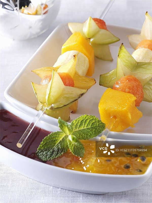 异国情调的水果串图片素材