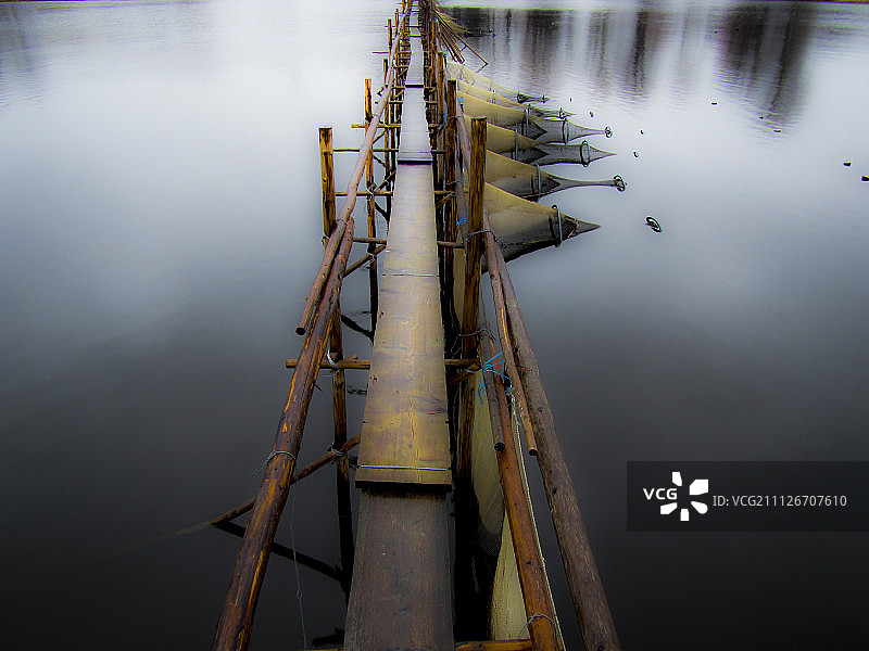 Salacgriva河，捕捞七鳃鳗图片素材