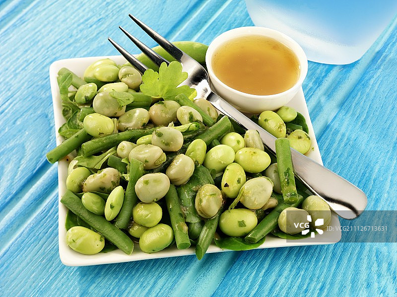 油醋汁豆沙拉图片素材