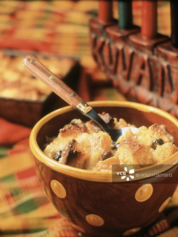 葡萄干面包布丁图片素材
