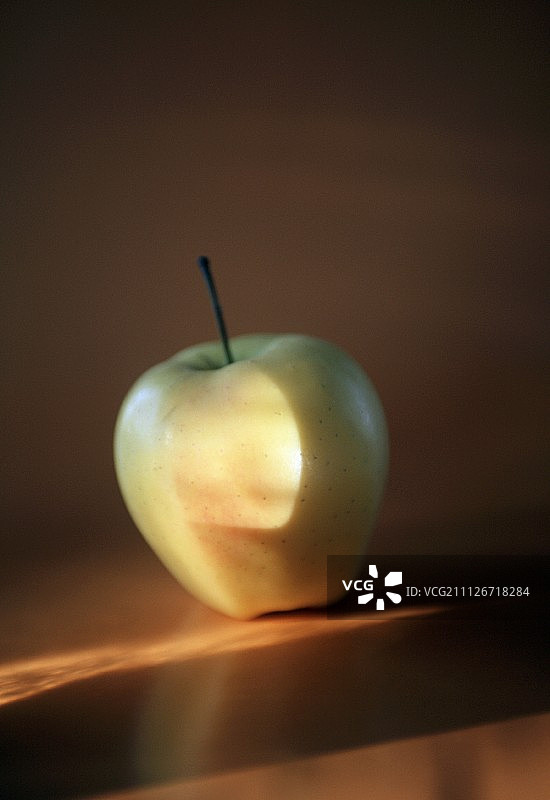 一个金冠苹果图片素材