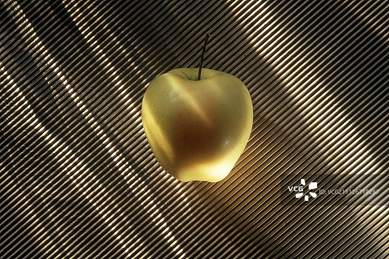 一个金冠苹果图片素材