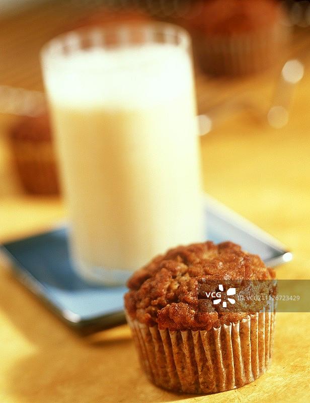 胡萝卜玛芬与香蕉冰沙图片素材
