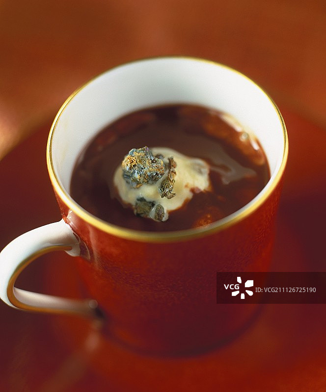 百里香和佛手柑巧克力酱图片素材