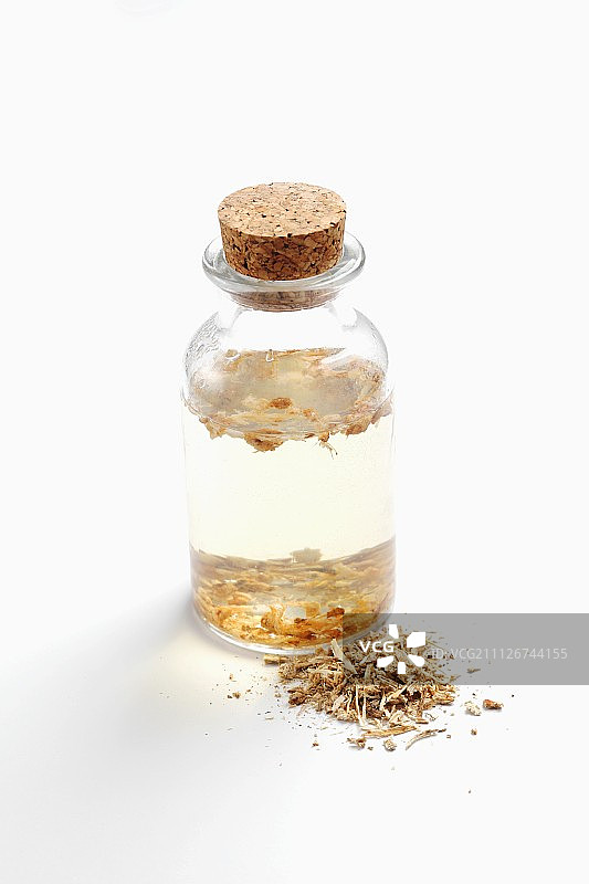 茴芹酊剂瓶图片素材