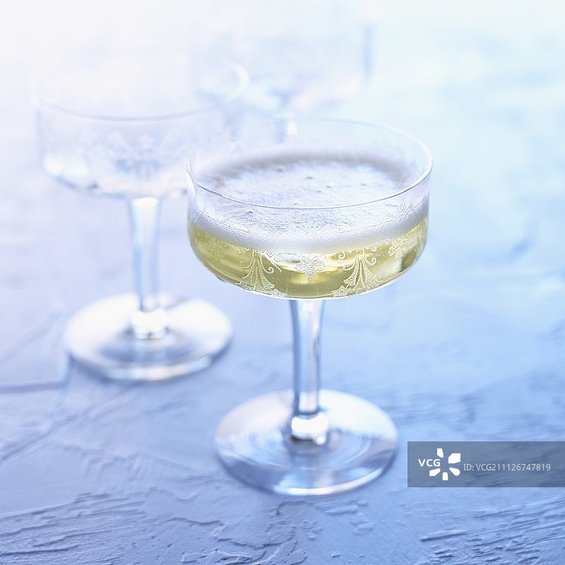 香槟酒杯图片素材