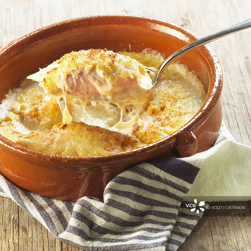 火腿奶酪酱焗菊苣图片素材