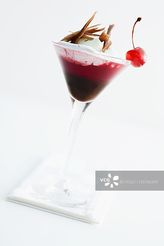 黑森林奶油樱桃蛋糕图片素材