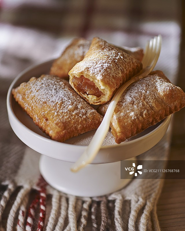 梨馅炸糕点（萨瓦）图片素材