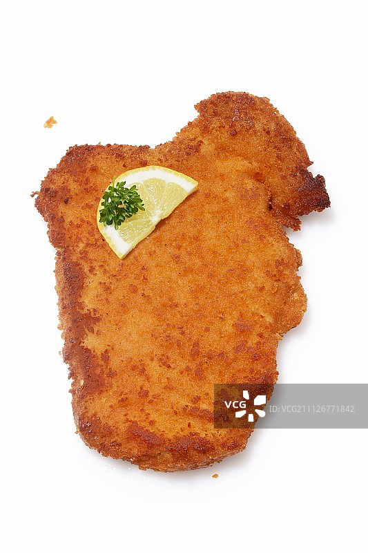 配柠檬和欧芹的维也纳炸肉排图片素材