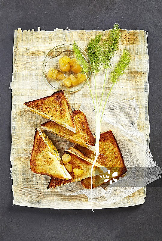 小龙虾腌姜三明治图片素材