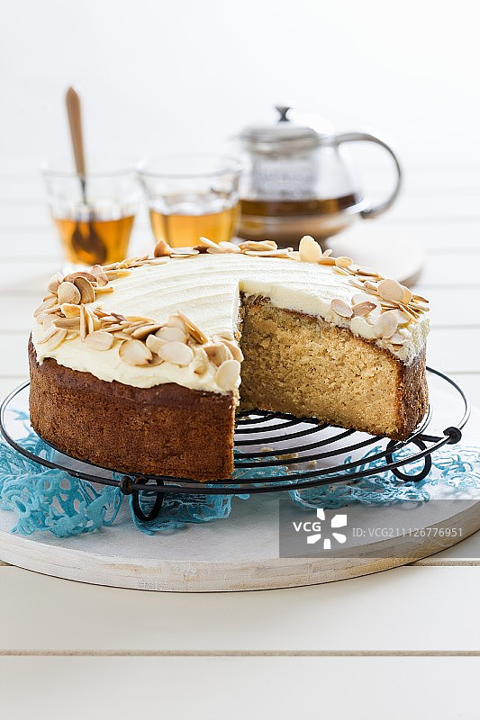 焦糖苹果杏仁奶油蛋糕图片素材