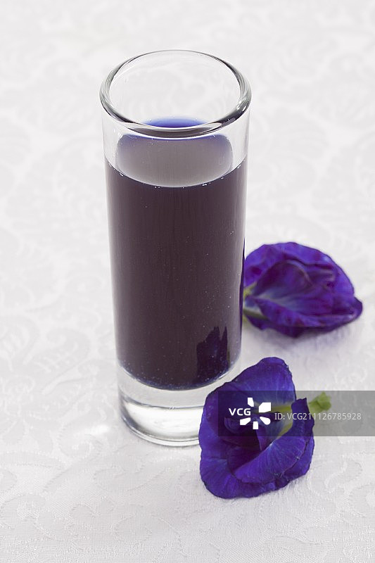 泰国蓝色花朵饮品图片素材