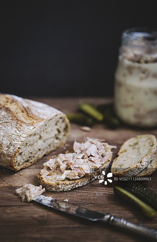 猪肉酱面包片图片素材