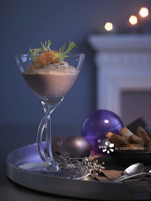 圣诞鸡肉酱配潘趣酒冻图片素材