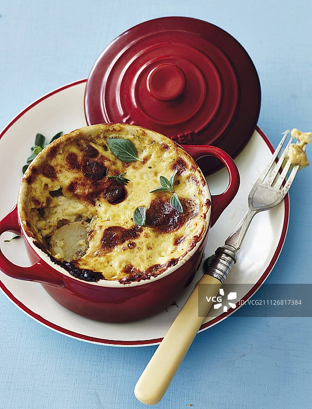 迷你烤盘土豆图片素材