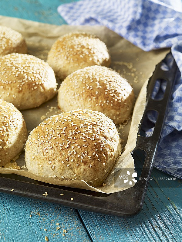 自制芝麻汉堡面包图片素材