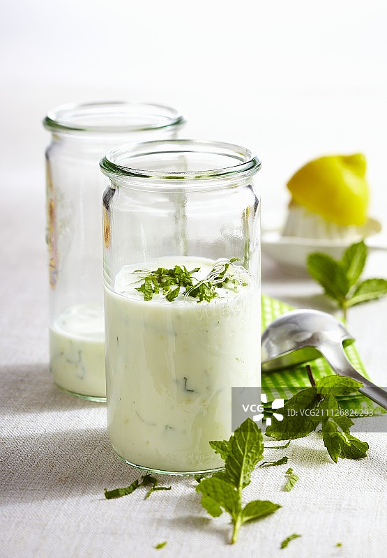 酸奶柠檬薄荷酱图片素材