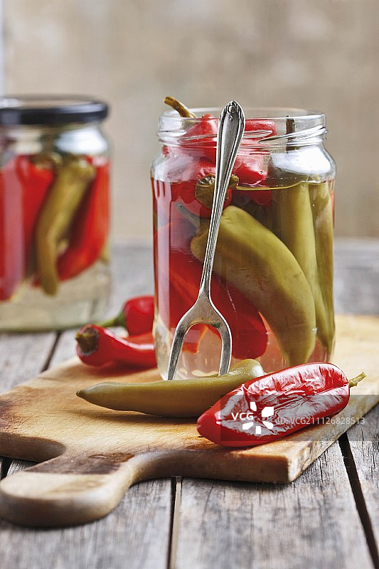 腌制红绿辣椒图片素材