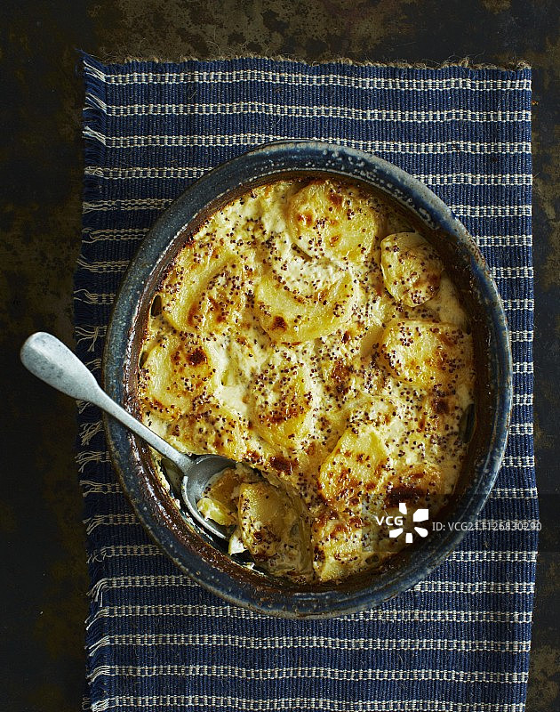 土豆芥末焗烤图片素材