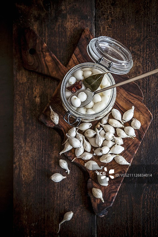 腌制银皮洋葱图片素材