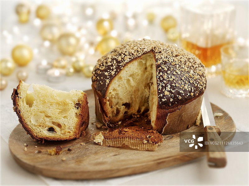 醉酒的意大利圣诞节蛋糕图片素材