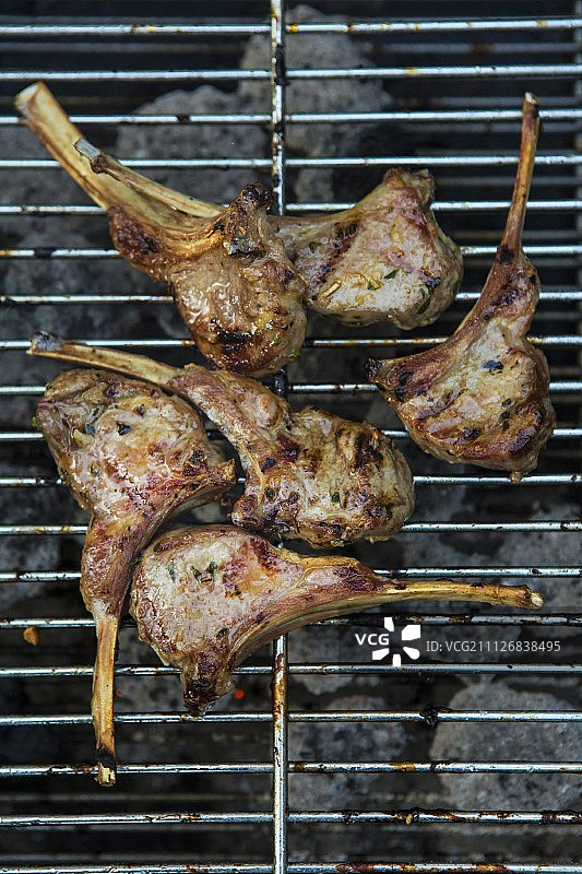 烤羊肉配番茄（瑞典）图片素材