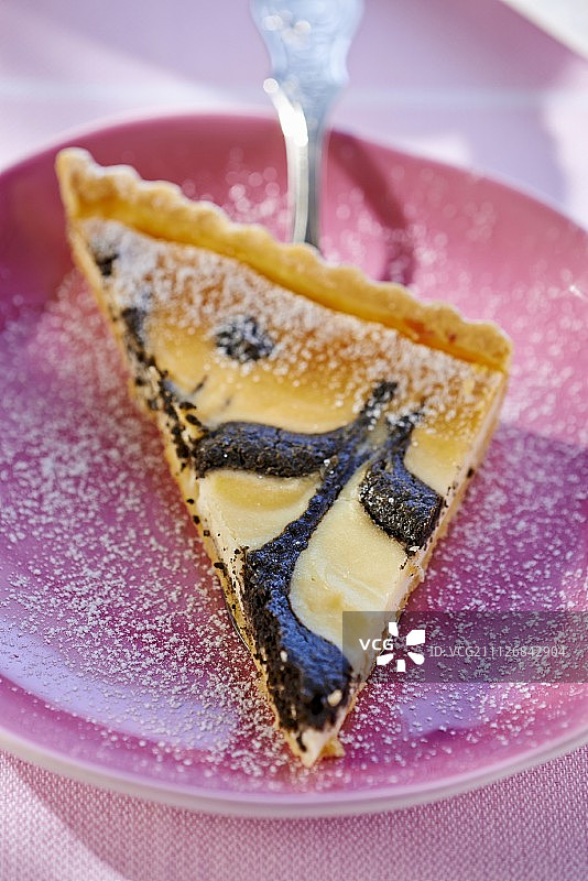 一片芝麻芝士蛋糕图片素材