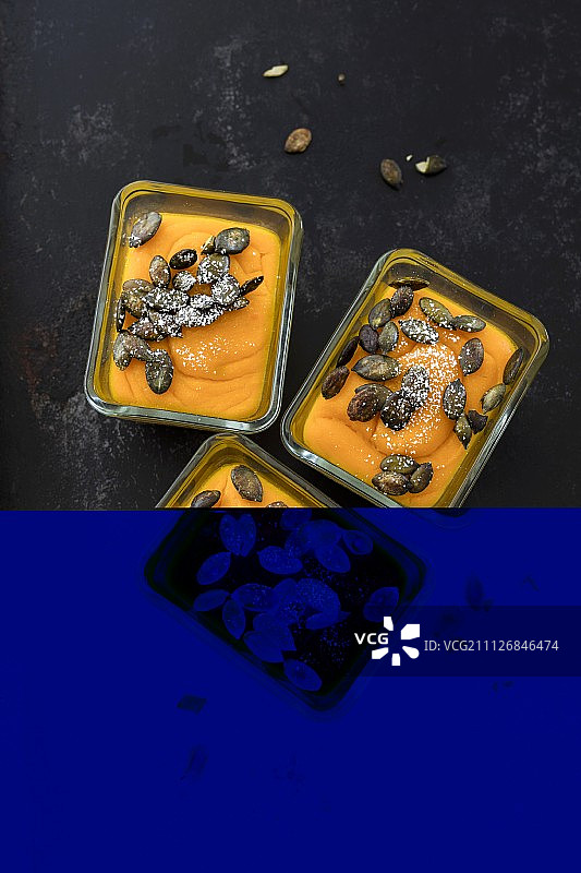 南瓜籽糖粉南瓜馅饼图片素材