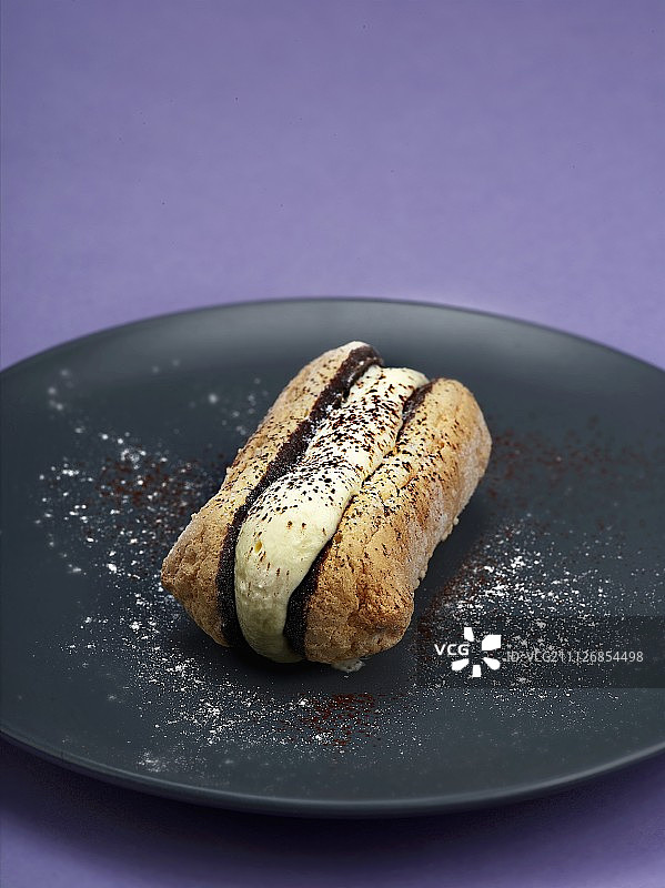 马斯卡彭巧克力酱手指饼干图片素材