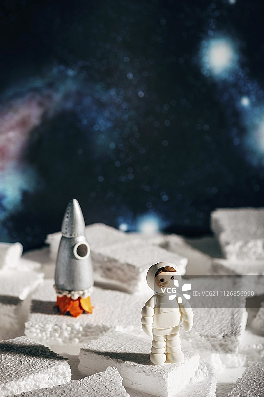 太空主题蛋糕装饰图片素材