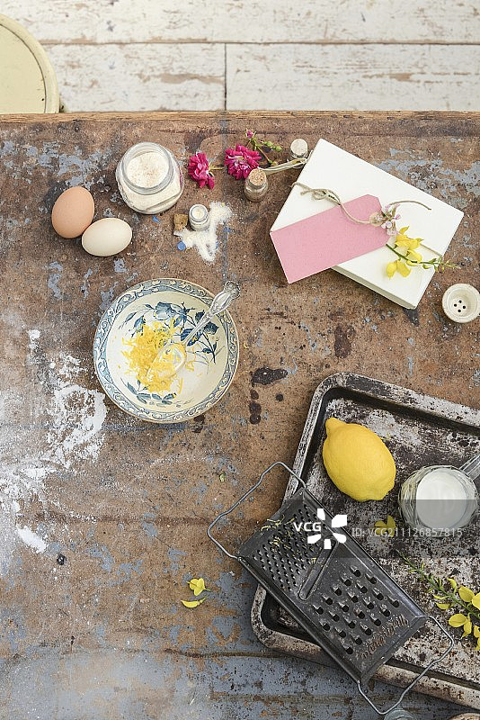 柠檬蛋糕配料（复古背景）图片素材