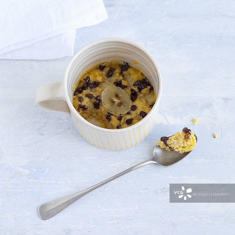 香蕉燕麦巧克力纸杯蛋糕图片素材