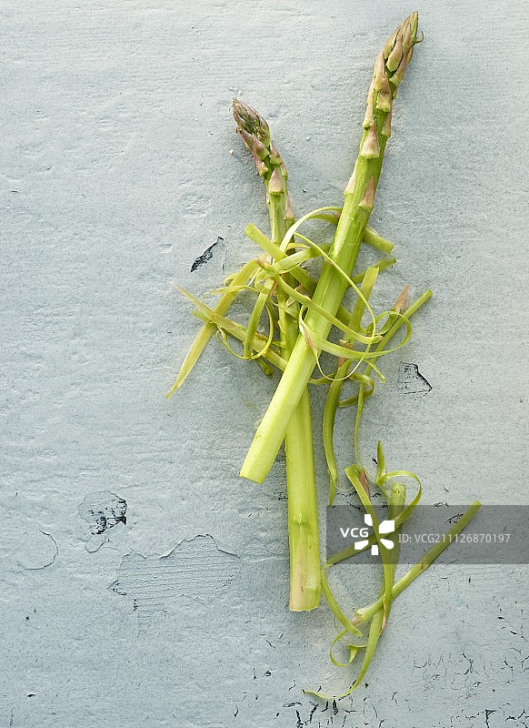 去皮的绿色芦笋图片素材