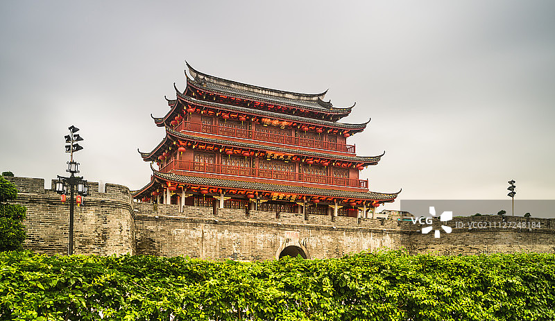 广东潮州地标建筑广济门图片素材