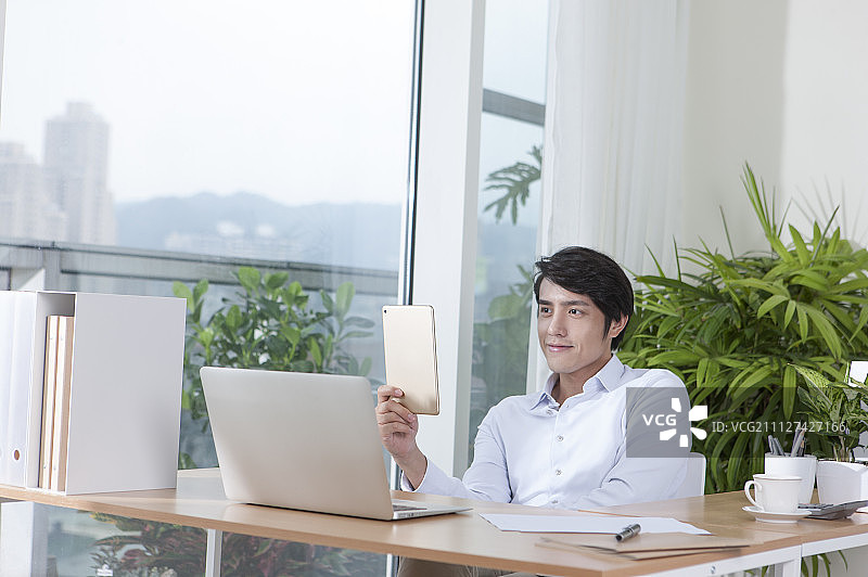 商业人物,办公男性图片素材