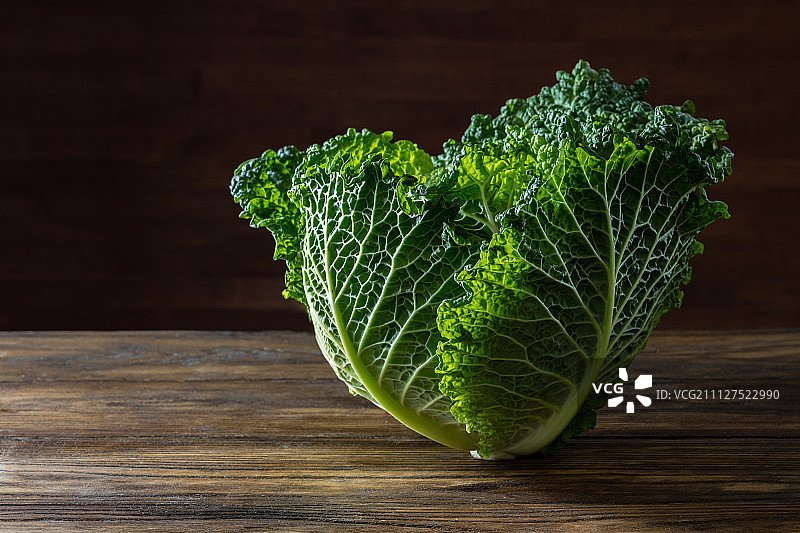 单个皱叶甘蓝图片素材