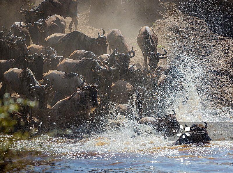 水和灰尘图片素材