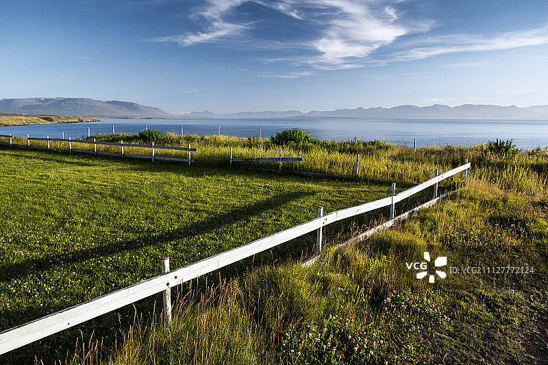 具有景观视野的栅栏图片素材