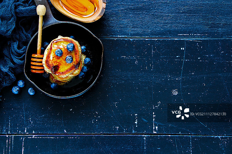 自制蓝莓薄煎饼图片素材