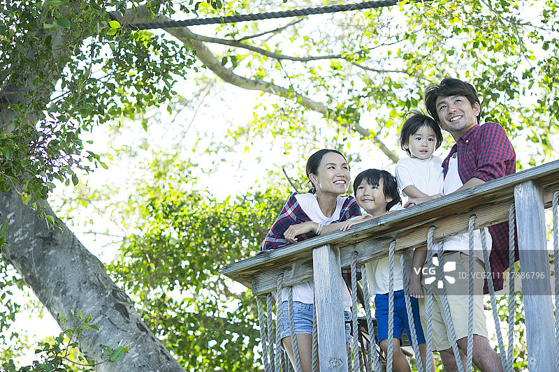 父母身份 父母和小孩 家庭图片素材